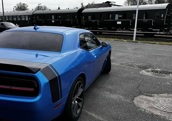 Dodge Challenger cena 149900 przebieg: 85000, rok produkcji 2016 z Stary Sącz małe 781